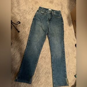 Good American jeans w little slit